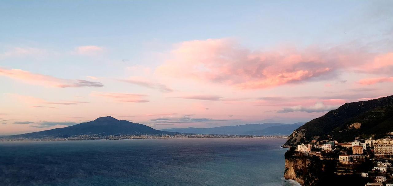 Dimora Del Conte Sorrento Coast Seaview Apartment Vico Equense Exterior foto