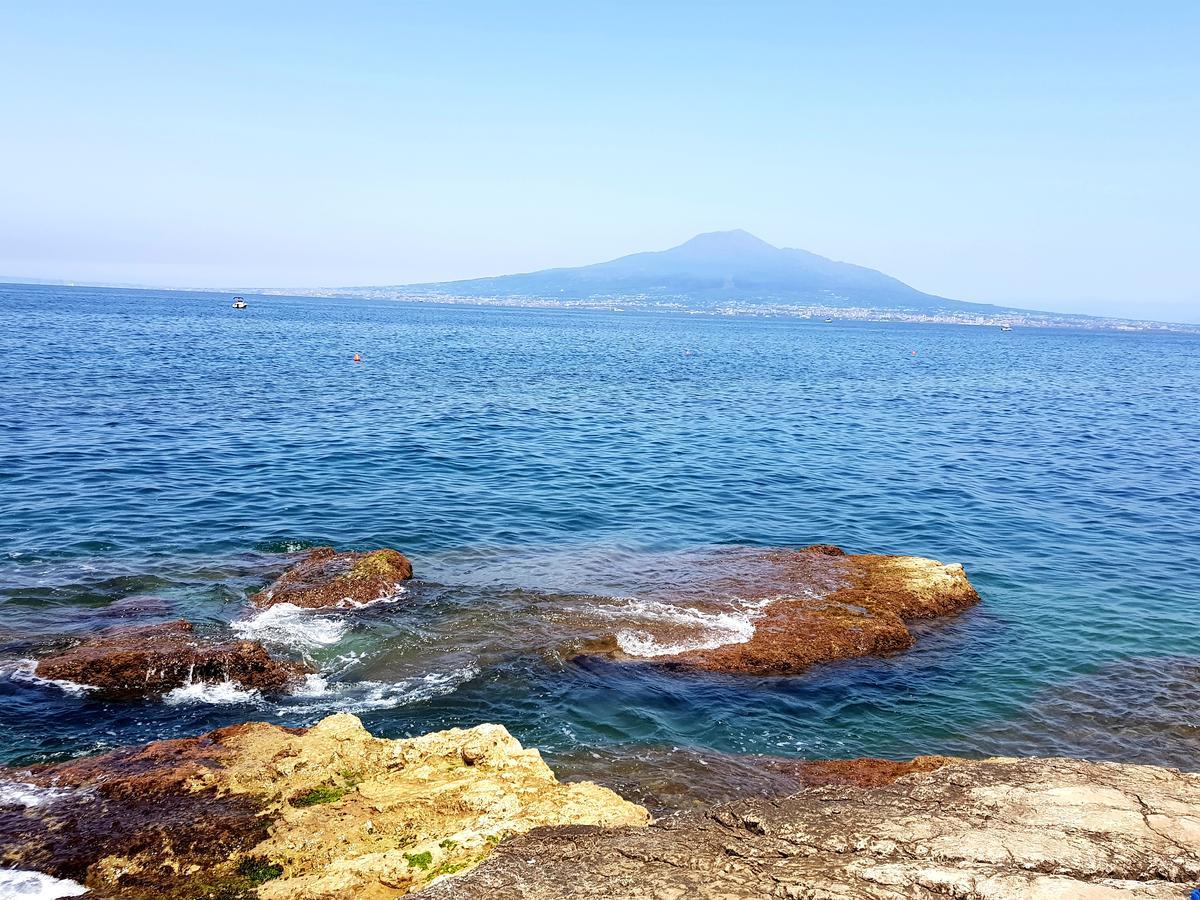 Dimora Del Conte Sorrento Coast Seaview Apartment Vico Equense Exterior foto